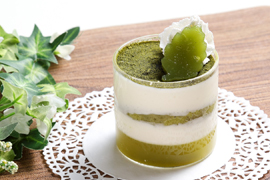 北限の緑と大自然の白 味わいお茶チーズケーキ